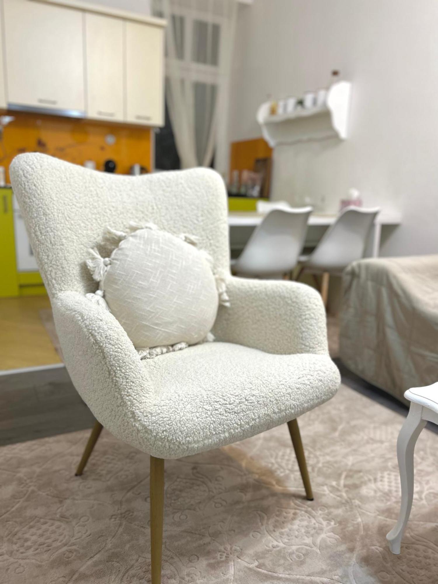 Main Street Retreat Apartment With Free Parking Сараево Екстериор снимка